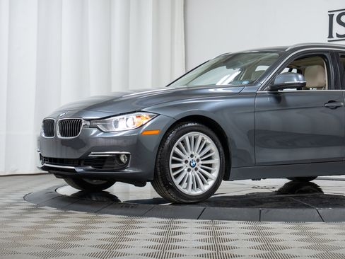 Used 2015 BMW 328i xDrive Wagon image 25