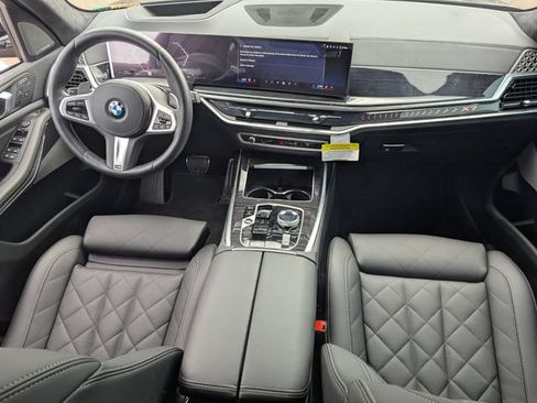 Used 2026 BMW X7 xDrive40i w/ M Sport Package AWD/4WD image 15