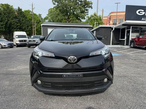 Used 2018 Toyota C-HR XLE FWD image 7