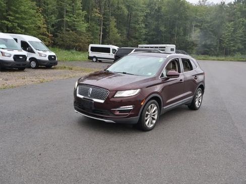 Used 2019 Lincoln MKC Select w/ Select Plus Package AWD/4WD image 3