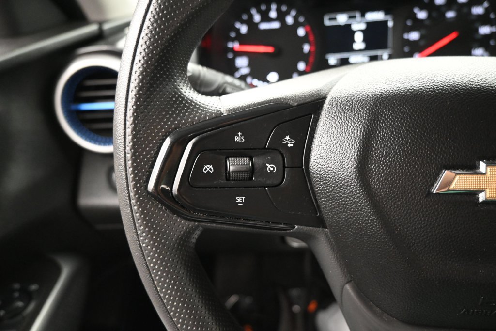 Used 2024 Chevrolet Trax LS w/ LS Convenience Package FWD image 20