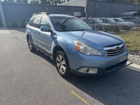 Used 2012 Subaru Outback 2.5i Premium w/ All-Weather Pkg image 3