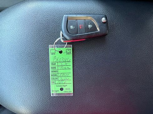 Certified 2025 Toyota RAV4 LE image 30