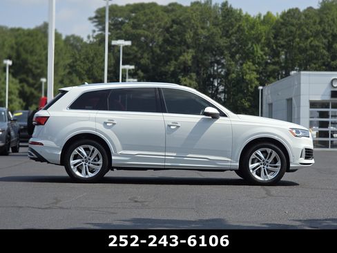 Used 2023 Audi Q7 3.0T Premium Plus AWD/4WD image 8