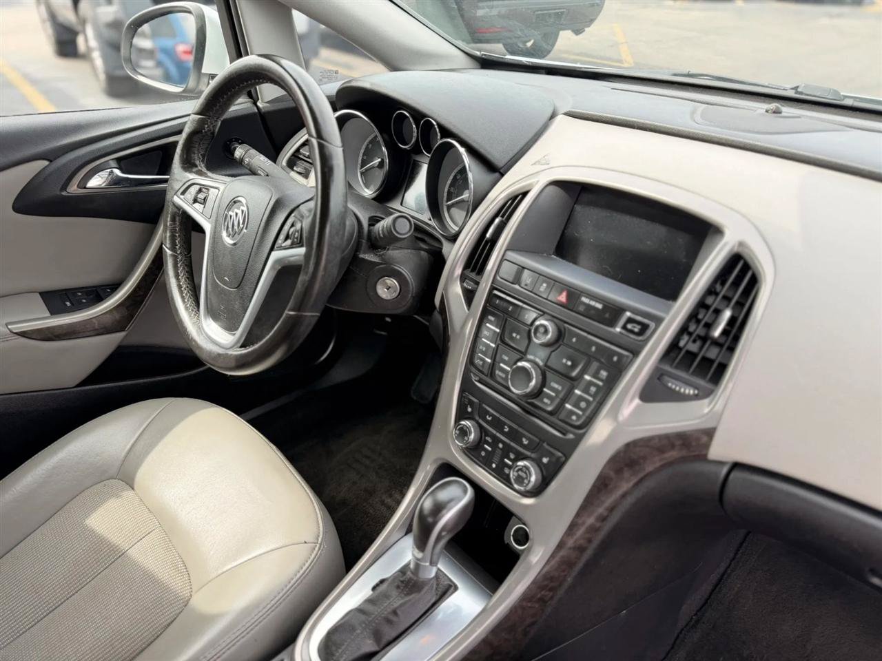 Used 2014 Buick Verano Convenience FWD image 33