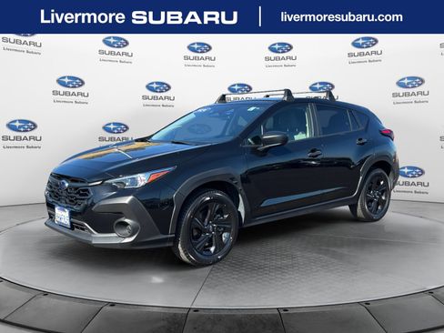 Used 2024 Subaru Crosstrek 2.0i AWD/4WD image 1