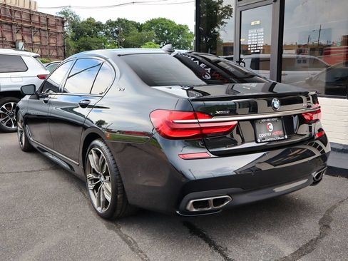 Used 2018 BMW M760i xDrive w/ Luxury Rear Seating Package AWD/4WD image 6