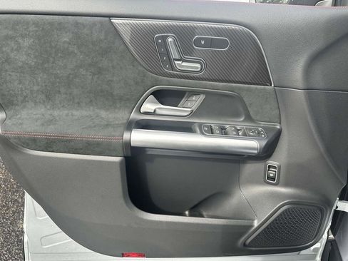 New 2025 Mercedes-Benz GLA 250 GLA  250 image 11