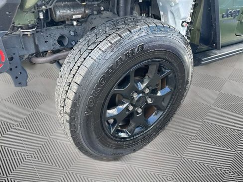 Used 2021 Jeep Wrangler Unlimited Sport image 33