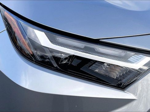 Used 2024 Toyota RAV4 LE image 32