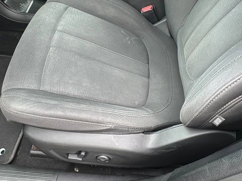 Used 2016 Chrysler 200 Limited w/ Comfort Group image 17