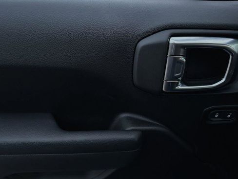 New 2024 Jeep Wrangler Unlimited Rubicon 4xe w/ Technology Group image 8