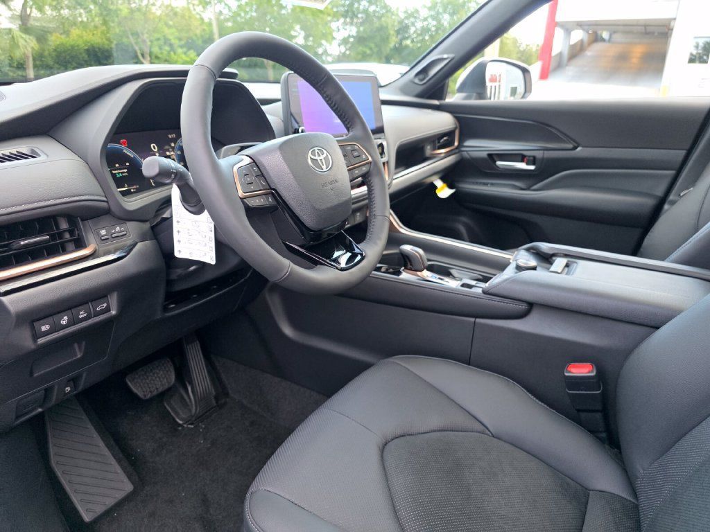 New 2026 Toyota Grand Highlander AWD Hybrid image 27
