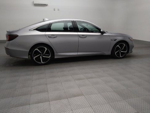 Used 2018 Honda Accord Sport image 10