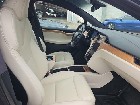 Used 2020 Tesla Model X Performance AWD/4WD image 6