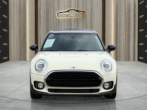 Used 2016 MINI Cooper Clubman image 2