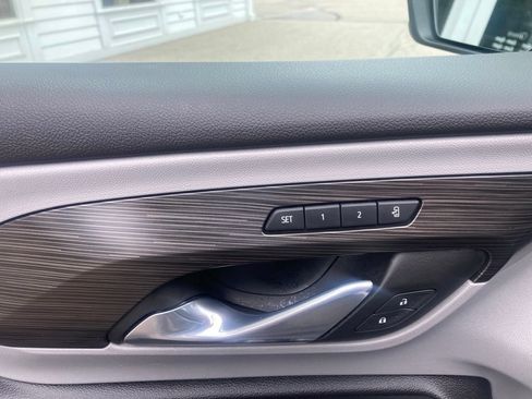 Certified 2023 GMC Terrain SLT w/ Infotainment Package II FWD image 23