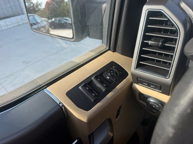 Used 2020 Ford F150 XLT w/ Equipment Group 302A Luxury AWD/4WD image 14