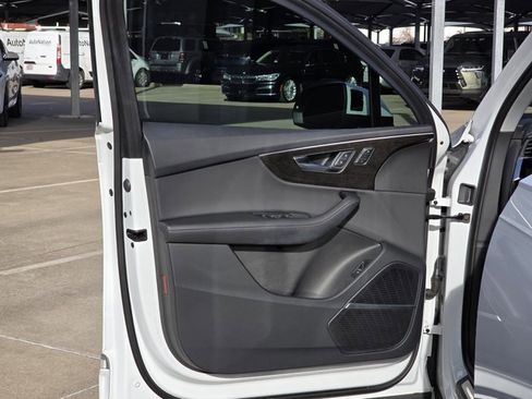 Used 2023 Audi Q7 2.0T Premium Plus w/ Premium Plus Package image 13