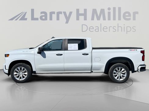 Used 2021 Chevrolet Silverado 1500 Custom w/ Safety Confidence Package AWD/4WD image 2