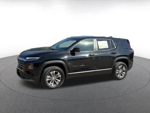 Used 2025 Chevrolet Equinox LT FWD image 8