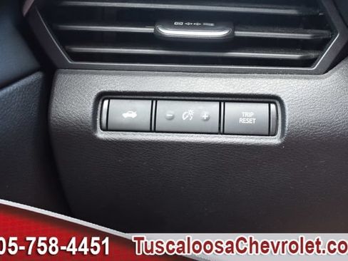 Used 2024 Nissan Altima 2.5 SV FWD image 36