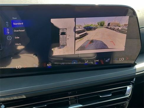 New 2026 Chevrolet Traverse LT w/ Driver Confidence Package image 33