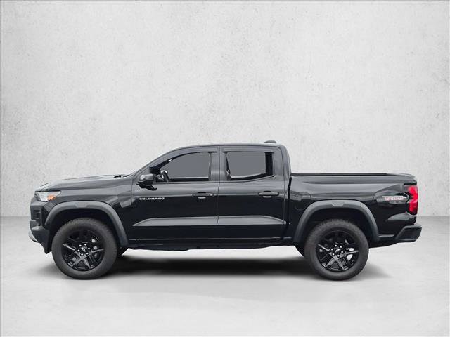 Used 2025 Chevrolet Colorado Trail Boss AWD/4WD image 9