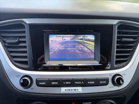 Used 2022 Hyundai Accent SE FWD image 22