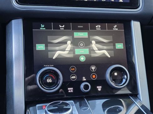 Used 2020 Land Rover Range Rover HSE image 29
