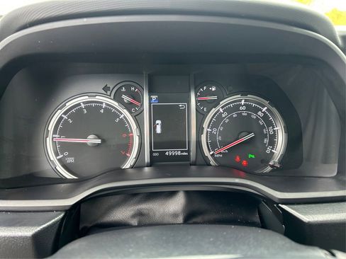 Used 2021 Toyota 4Runner Limited image 19