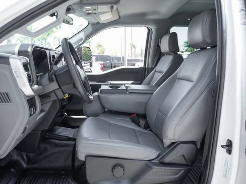 Used 2024 Ford F450 XL w/ XL Chrome Package RWD image 20