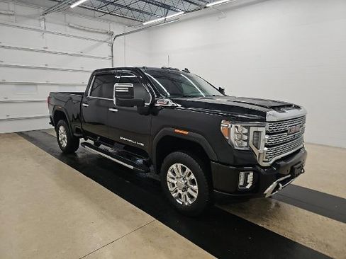 Used 2020 GMC Sierra 3500 Denali w/ Denali Ultimate Package image 2