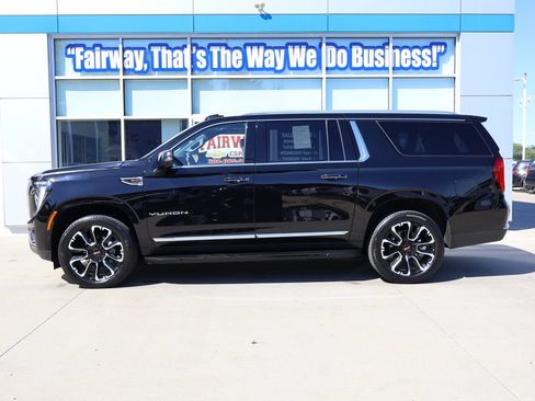 Used 2025 GMC Yukon XL Elevation AWD/4WD image 7