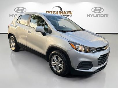 Used 2022 Chevrolet Trax LS w/ Tint and Cruise Package
