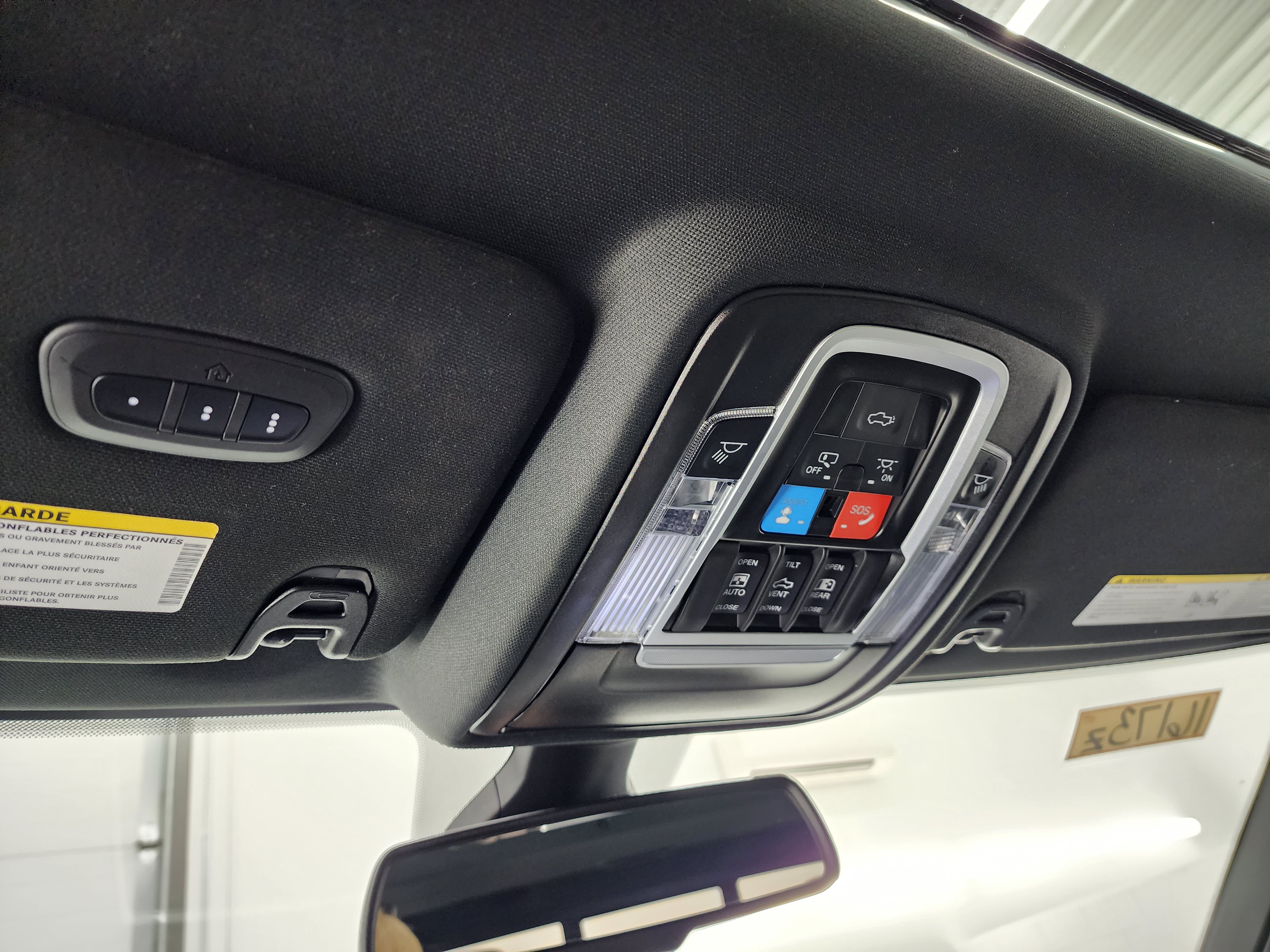 Used 2024 RAM 2500 Laramie w/ Sport Appearance Package AWD/4WD image 12
