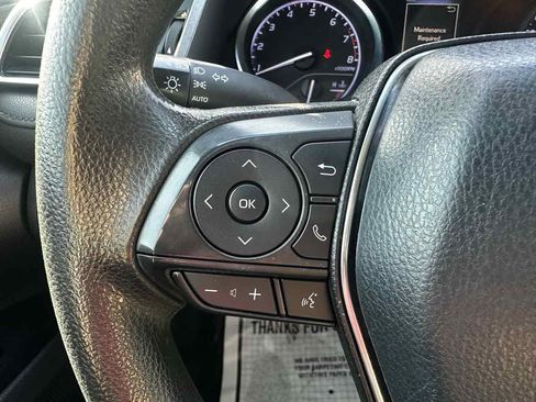 Used 2018 Toyota Camry LE image 24