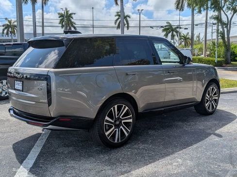 Used 2023 Land Rover Range Rover SE AWD/4WD image 7