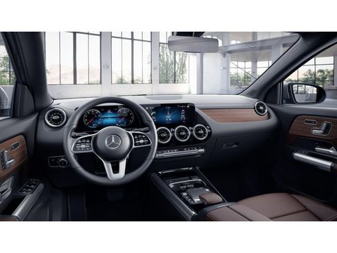 Used 2022 Mercedes-Benz GLA 250 4MATIC image 3