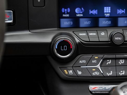 Used 2019 Chevrolet Corvette Z06 RWD image 74