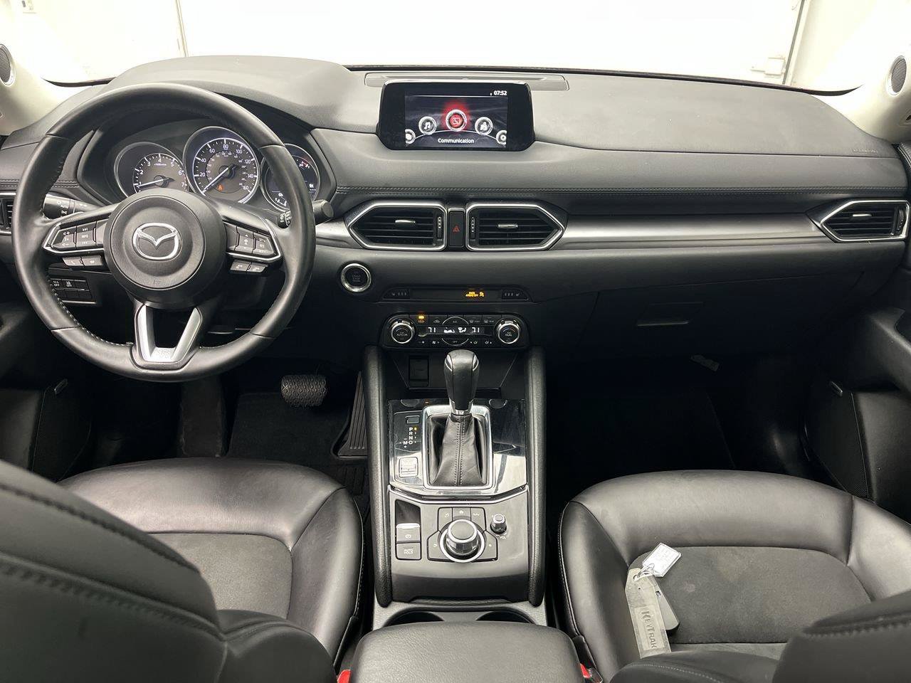 Used 2018 MAZDA CX-5 Touring w/ Preferred Equipment Package AWD/4WD image 4