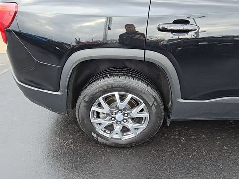 Used 2023 GMC Acadia SLT image 12