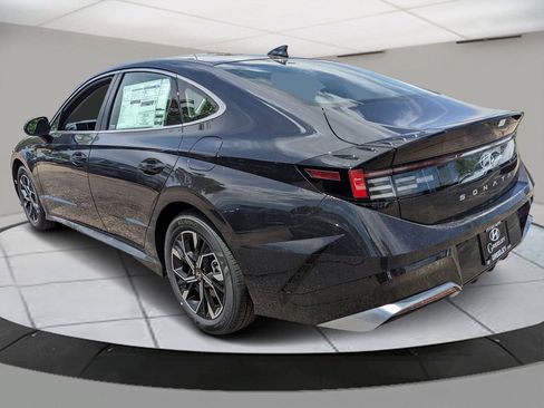 New 2025 Hyundai Sonata SEL image 3