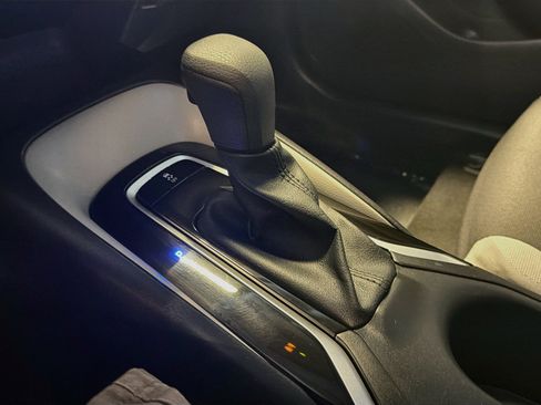 Used 2026 Toyota Corolla LE FWD image 25