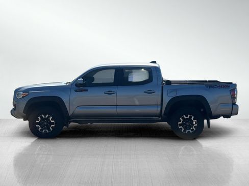 Used 2021 Toyota Tacoma TRD Off-Road w/ Technology Package AWD/4WD image 4