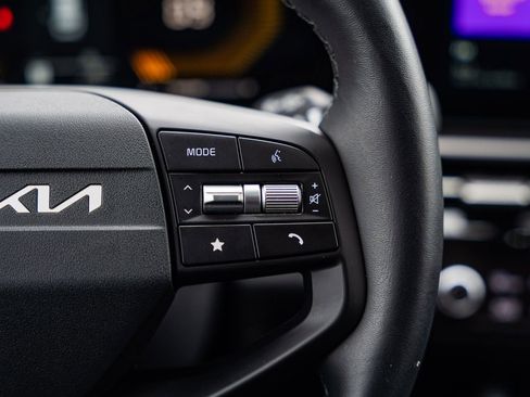 Used 2026 Kia Sportage EX w/ EX Panorama Roof Package image 28