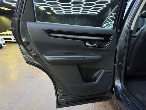 Used 2023 Honda CR-V EX-L image 17