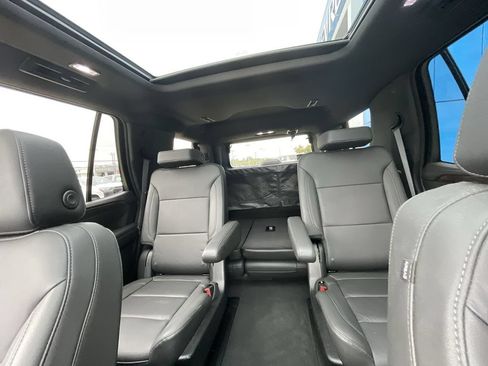 Certified 2024 Chevrolet Tahoe Z71 w/ Luxury Package AWD/4WD image 21