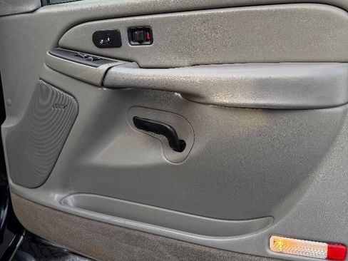 Used 2005 GMC Sierra 1500 SLT w/ Light Duty Power Package image 14