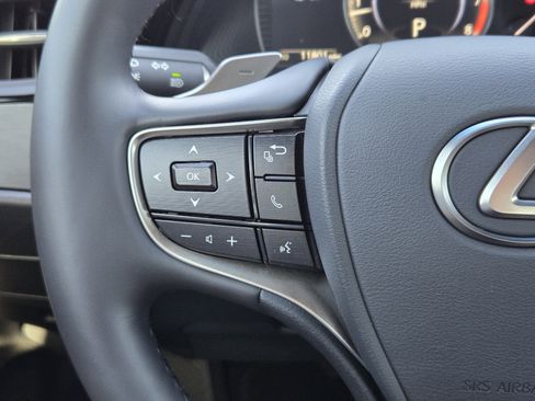 Certified 2025 Lexus ES 350 w/ Premium Package image 40